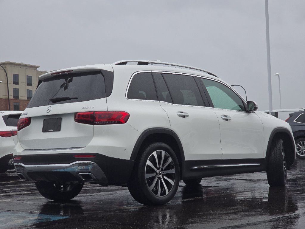 Certified Used 2023  Mercedes-Benz GLB 250 image 22