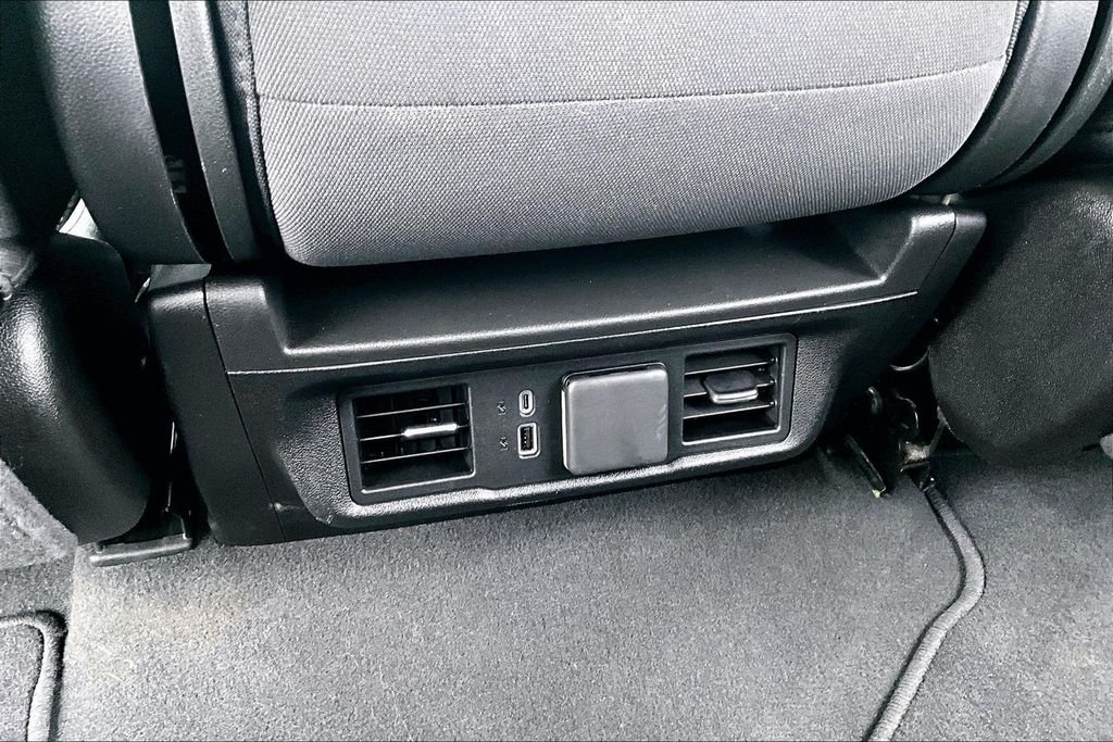 2025 Chevrolet Silverado 1500 LT - Photo 34