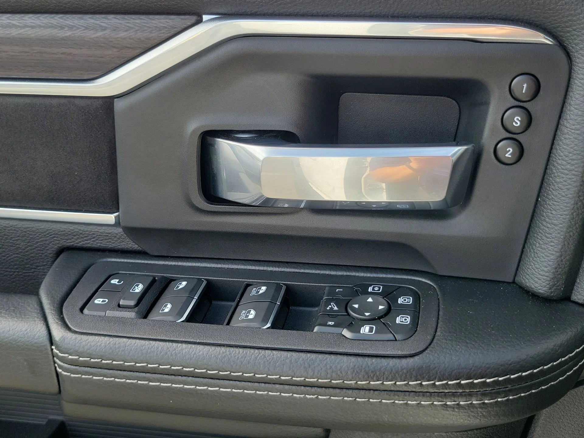 Used 2025 White Ram Laramie image 16