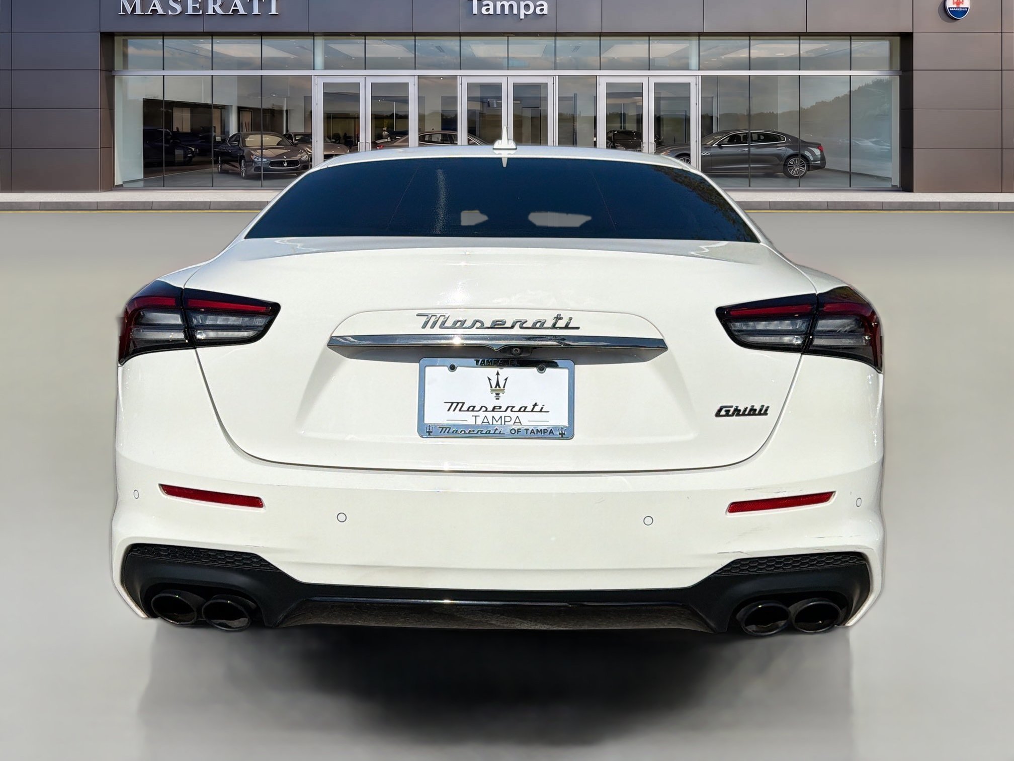 Used 2023  Maserati Modena image 4