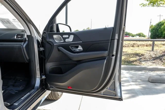 Used 2024 Silver Mercedes-Benz GLE 450 image 54