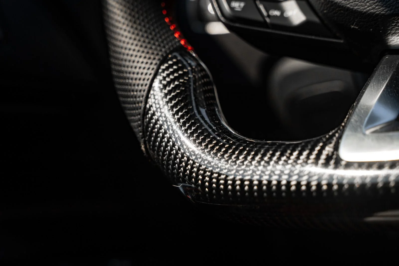 Used 2018 Black Ford GT image 32
