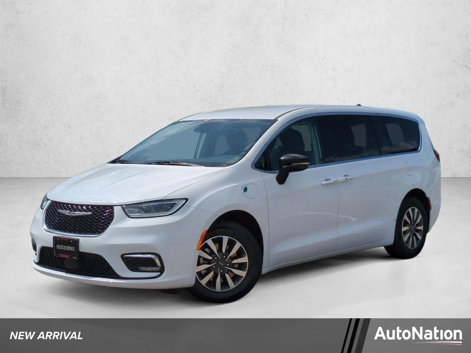2024 Chrysler Pacifica PHEV