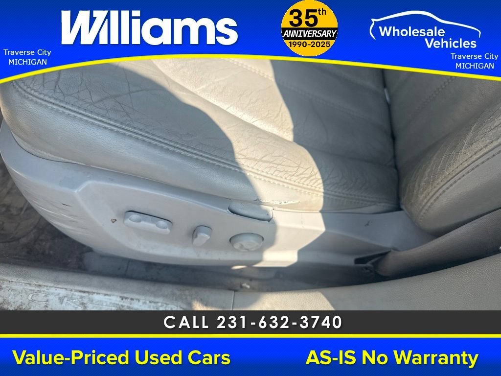 Used 2007 Black Onyx Buick V6 CXL image 26