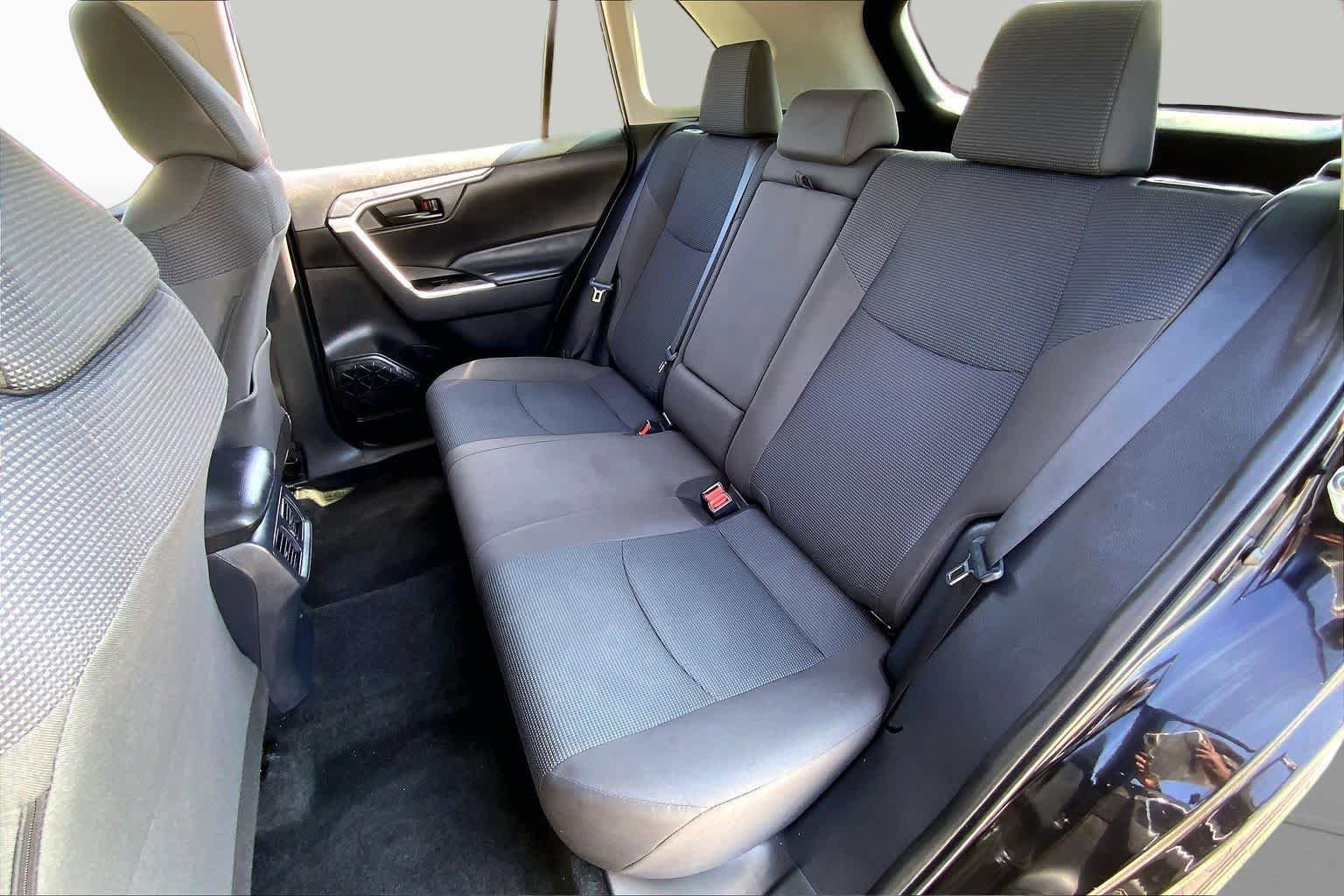 Used 2025 Midnight Black Metallic Toyota LE image 20