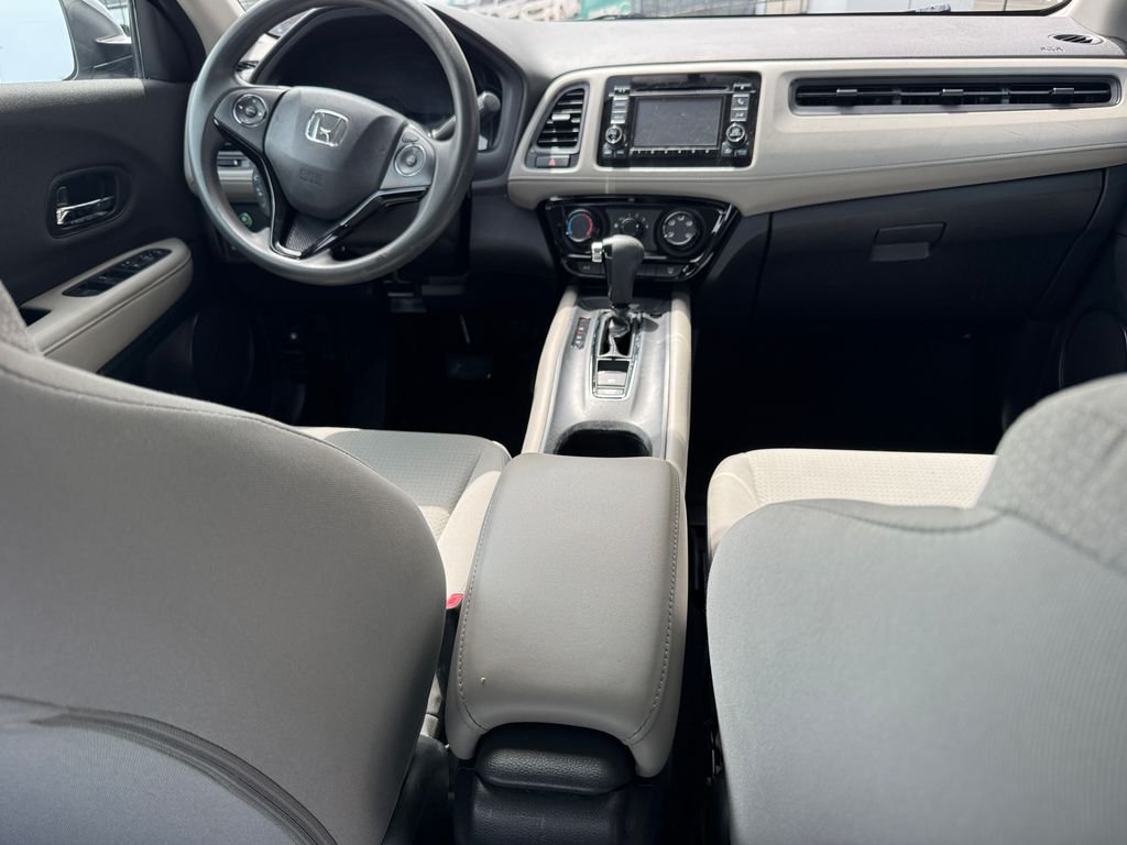 Used 2019 Silver Honda LX image 18