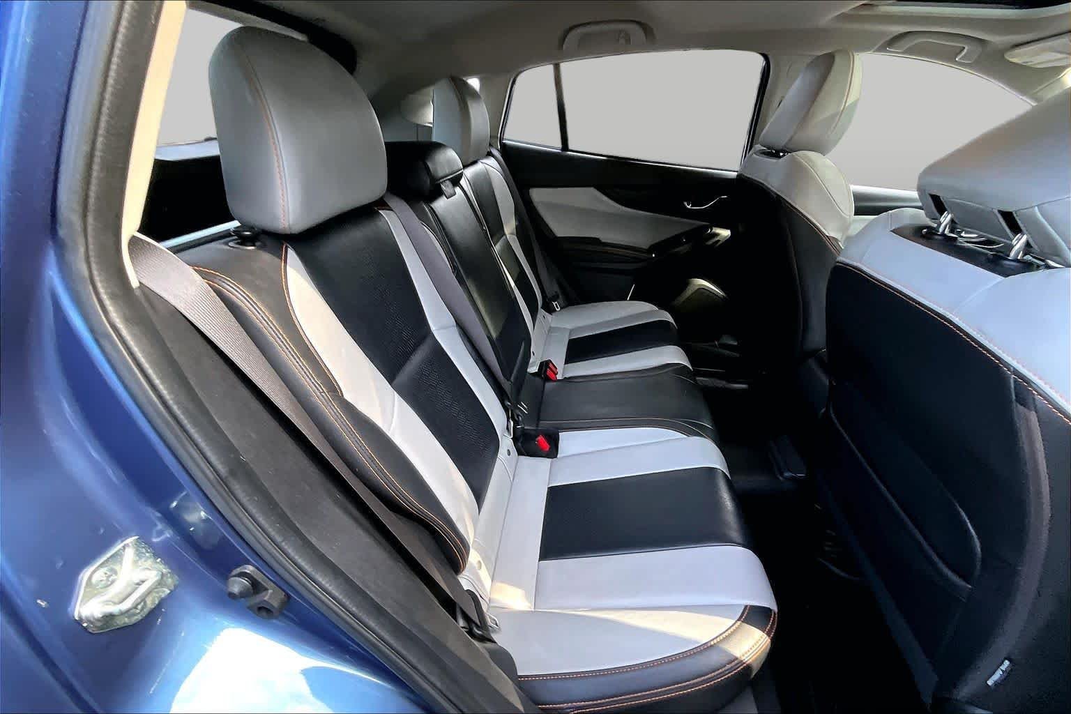 Used 2020 Quartz Blue Pearl Subaru Limited image 19