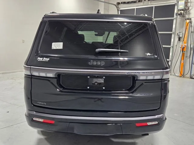 New 2026 High Gloss Black Exterior Paint Jeep Limited Altitude image 11