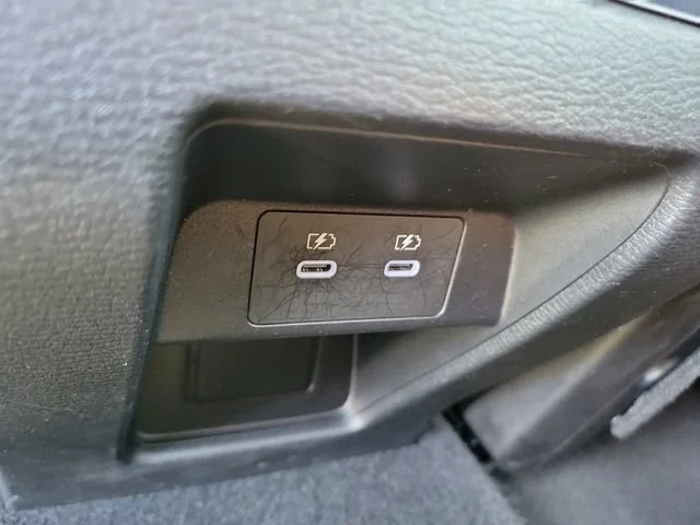 2025 Mitsubishi Outlander SE - Photo 14
