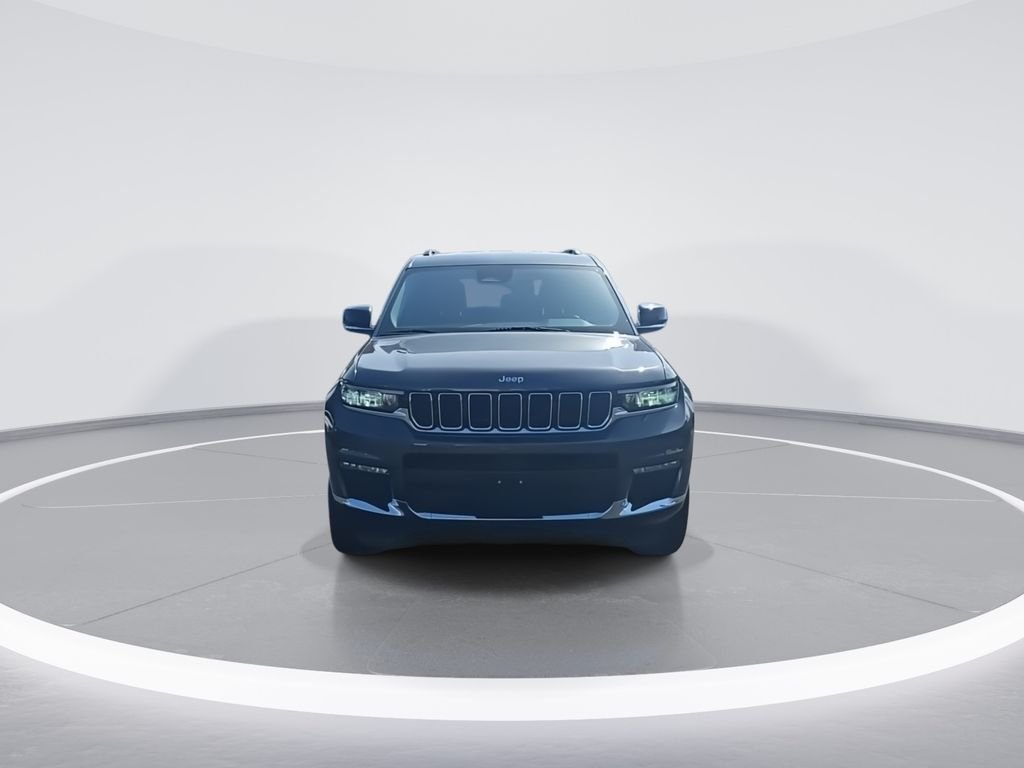 Used 2023 Gray Jeep Limited image 3