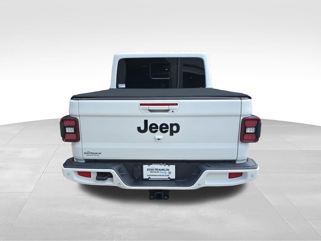 Used 2021 White Jeep Overland image 4