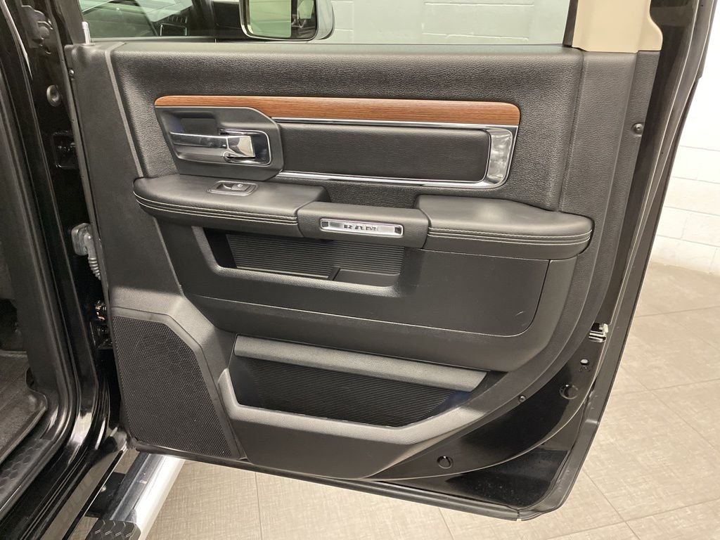Used 2015 Black Ram Laramie image 30