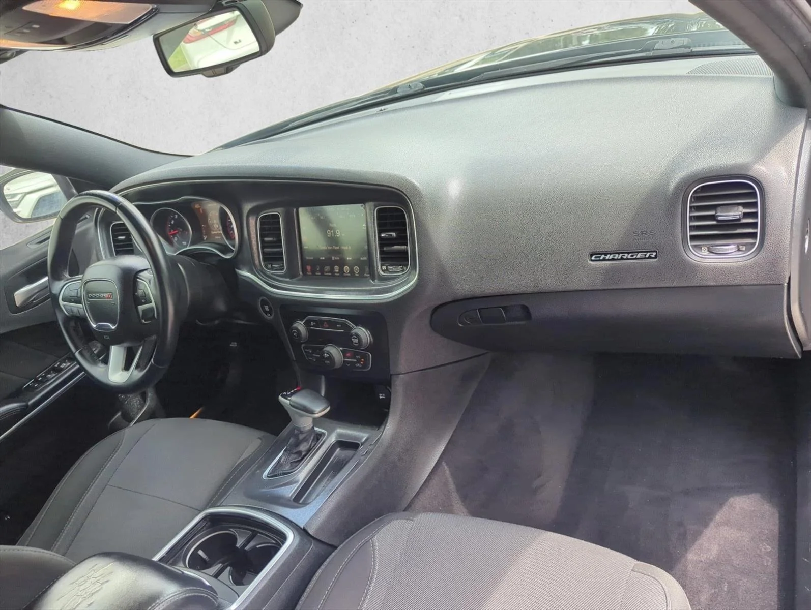 Used 2016 Pitch Black Clearcoat Dodge SXT image 26