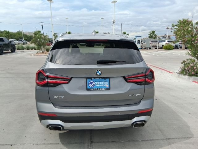 Used 2023 Gray BMW sDrive30i image 5