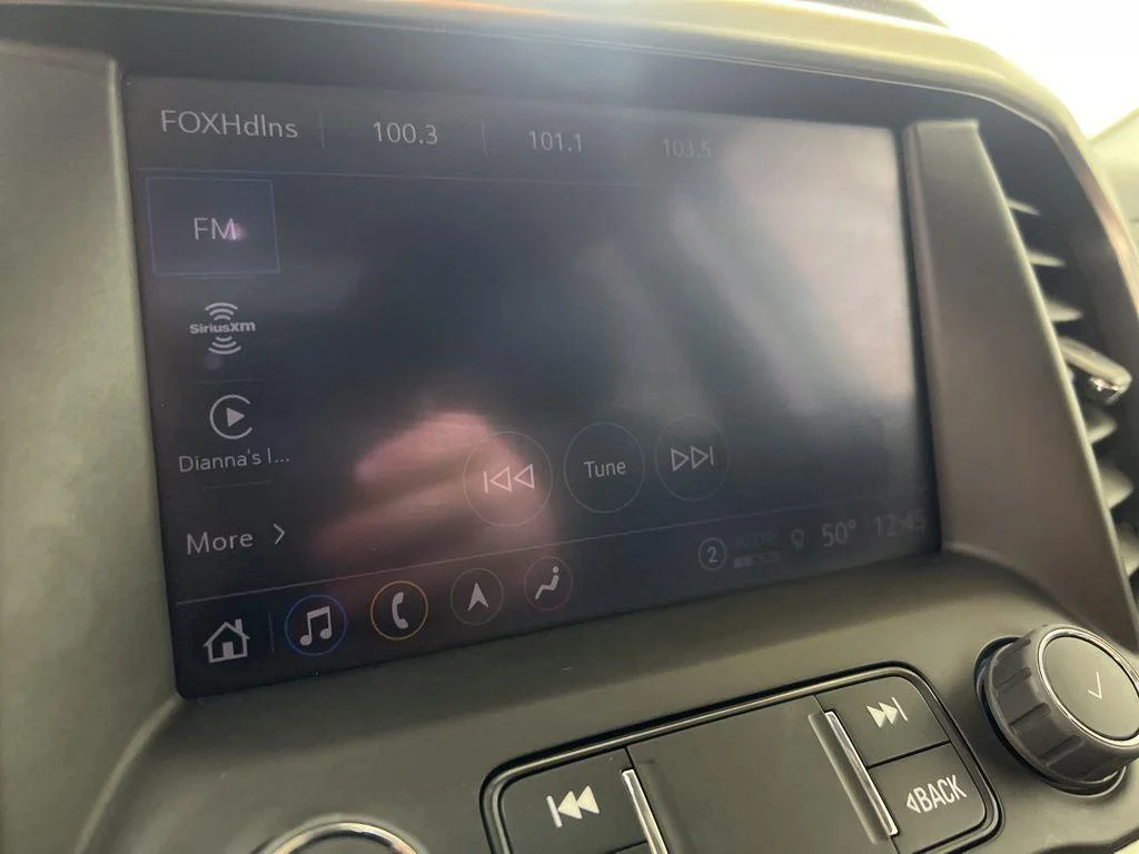Used 2023 Sterling Metallic GMC SLT image 20