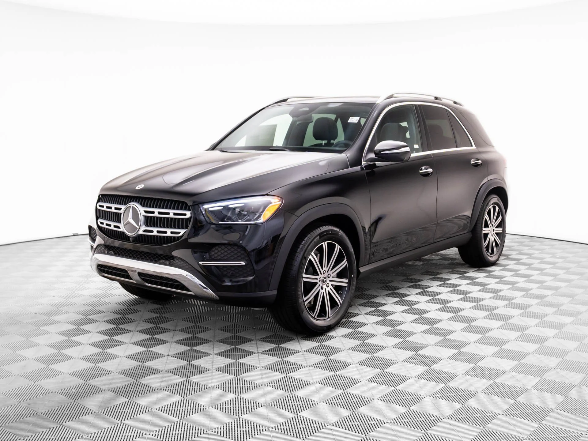 New 2026 Black Mercedes-Benz GLE 350 image 1