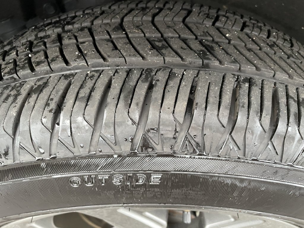 Certified Used 2024 Pearl Toyota XLE Premium image 29