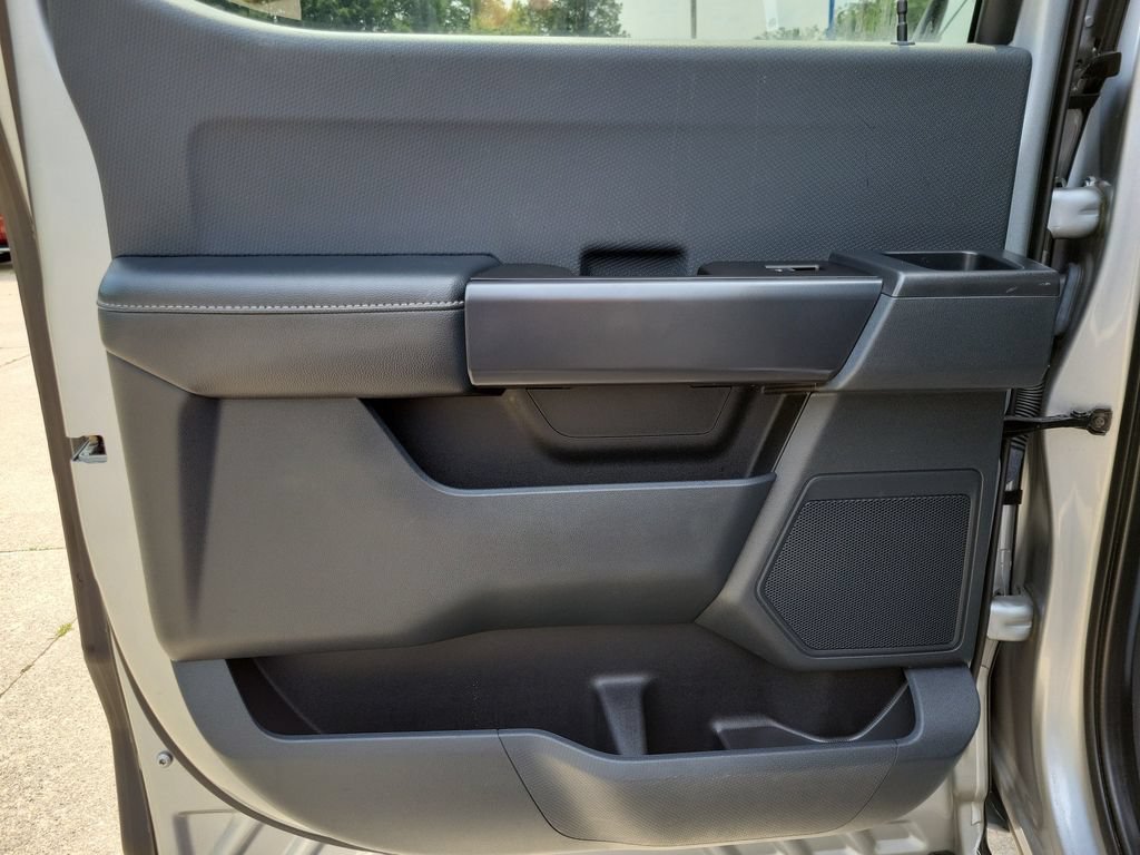 2022 Ford F-150 XL - Photo 11