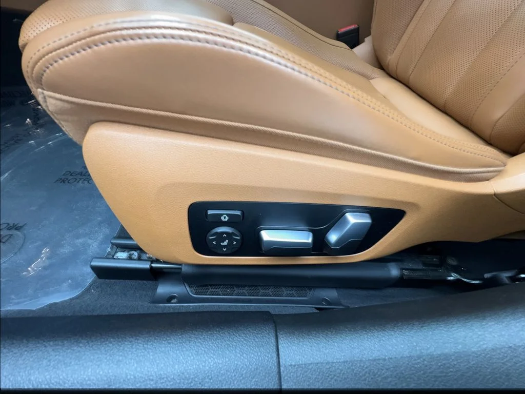 Used 2024 Black BMW 840 image 21