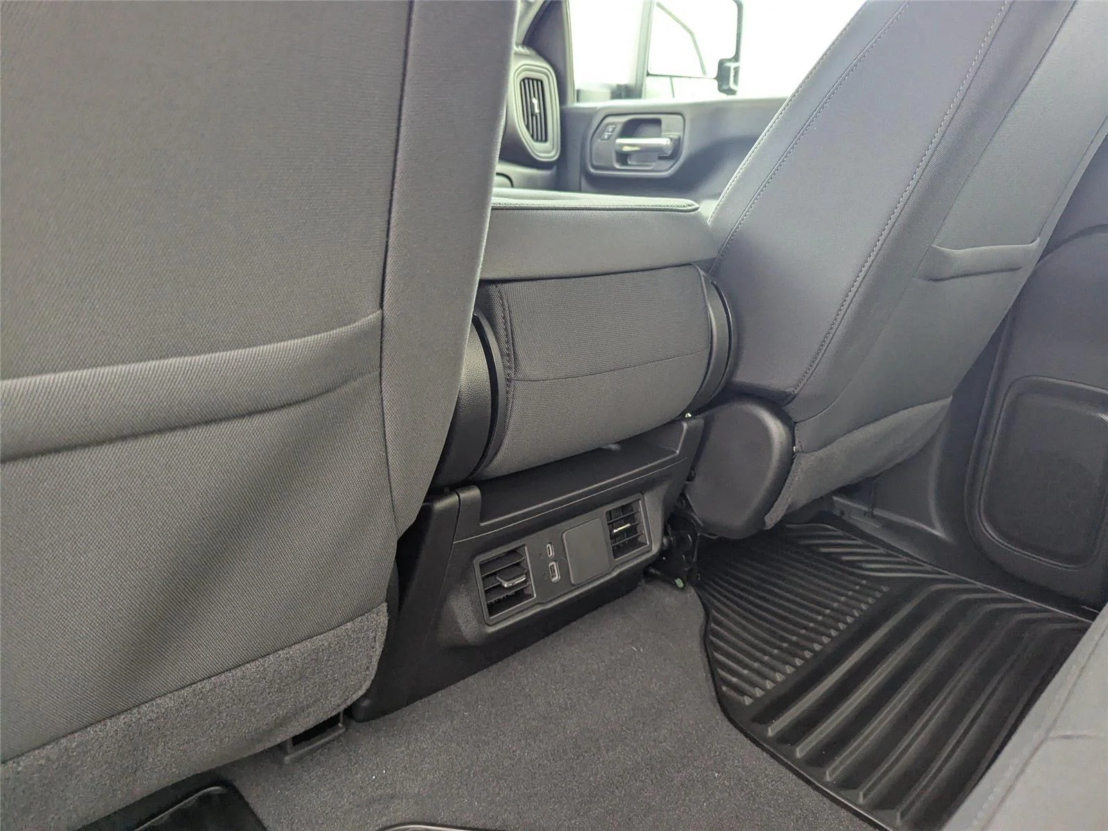 2026 Chevrolet Silverado 2500 HD Custom - Photo 14