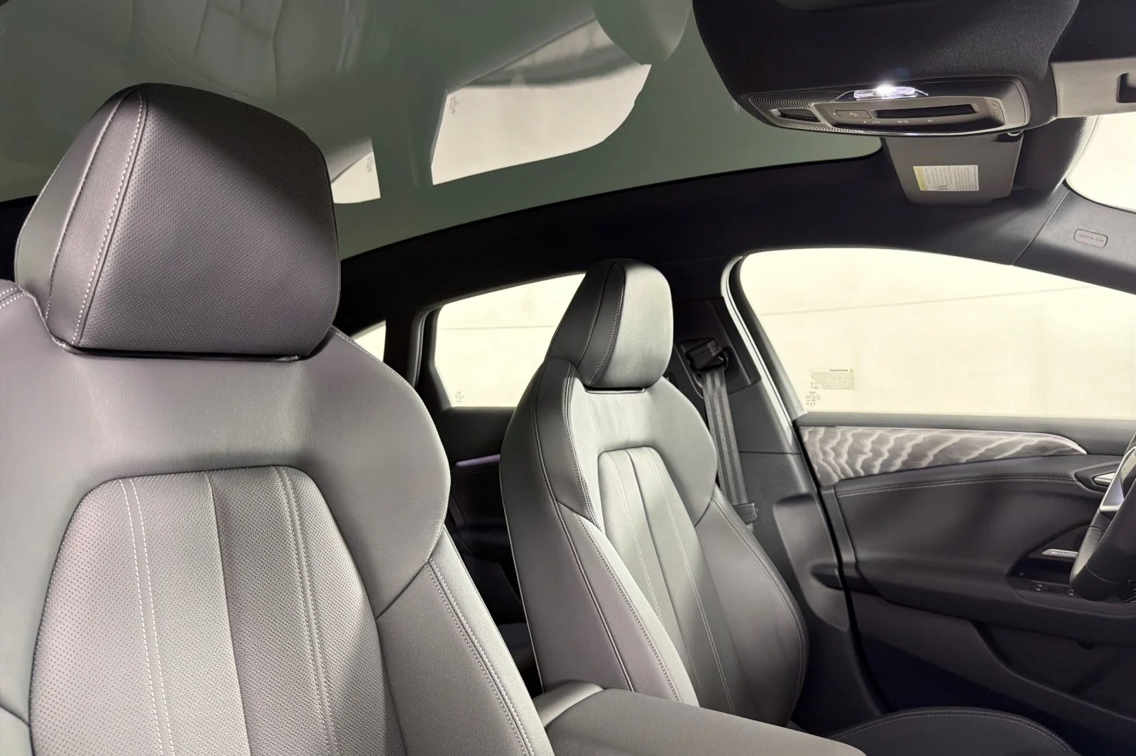 New 2027 Daytona Gray Pearl Effect Audi Premium Plus quattro image 15