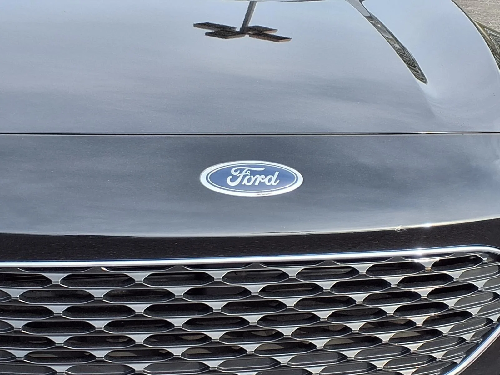Used 2022 Agate Black Metallic Ford SEL Plug-In Hybrid image 13