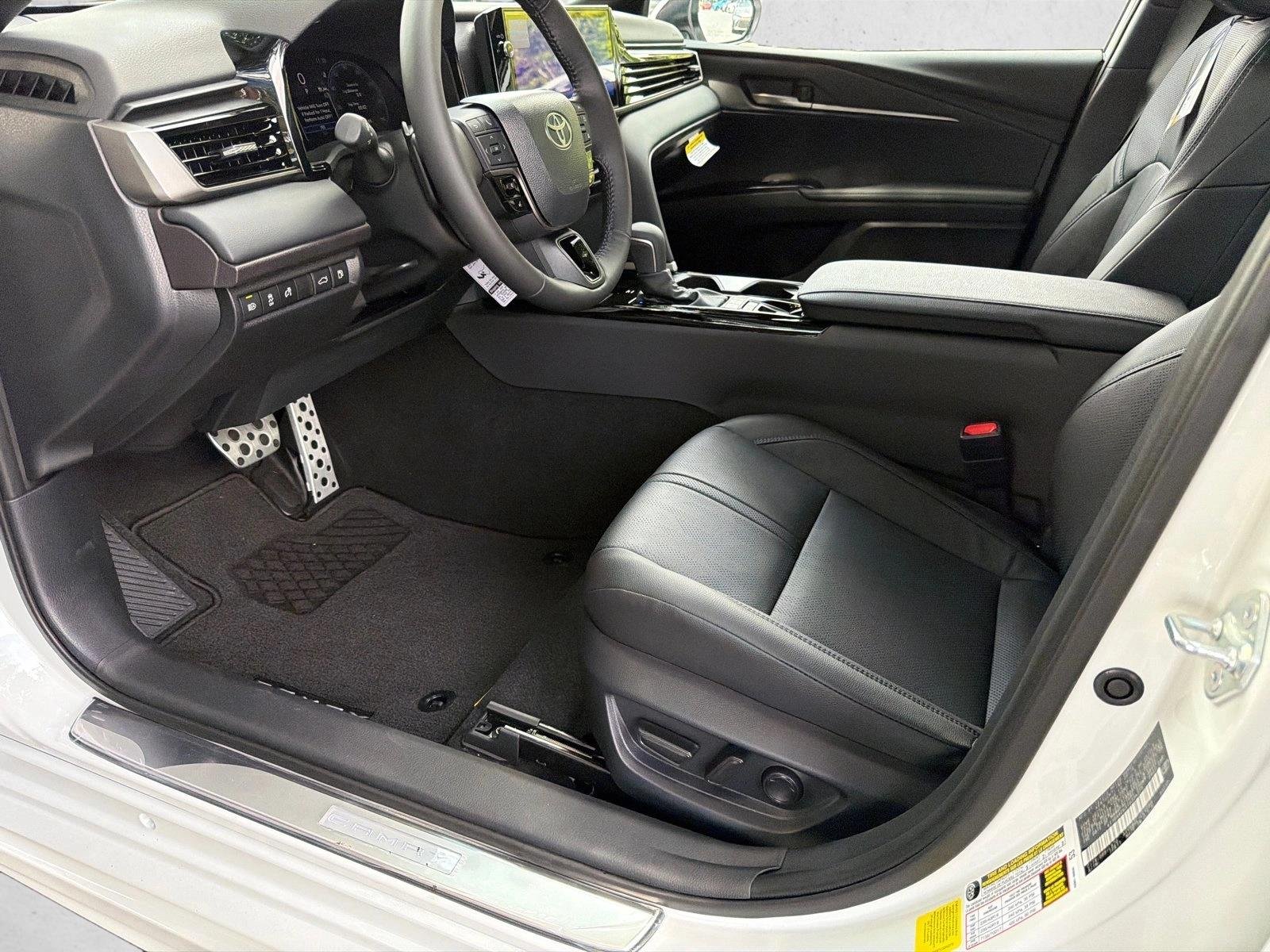 New 2026 Wind Chill Pearl Toyota XSE image 9
