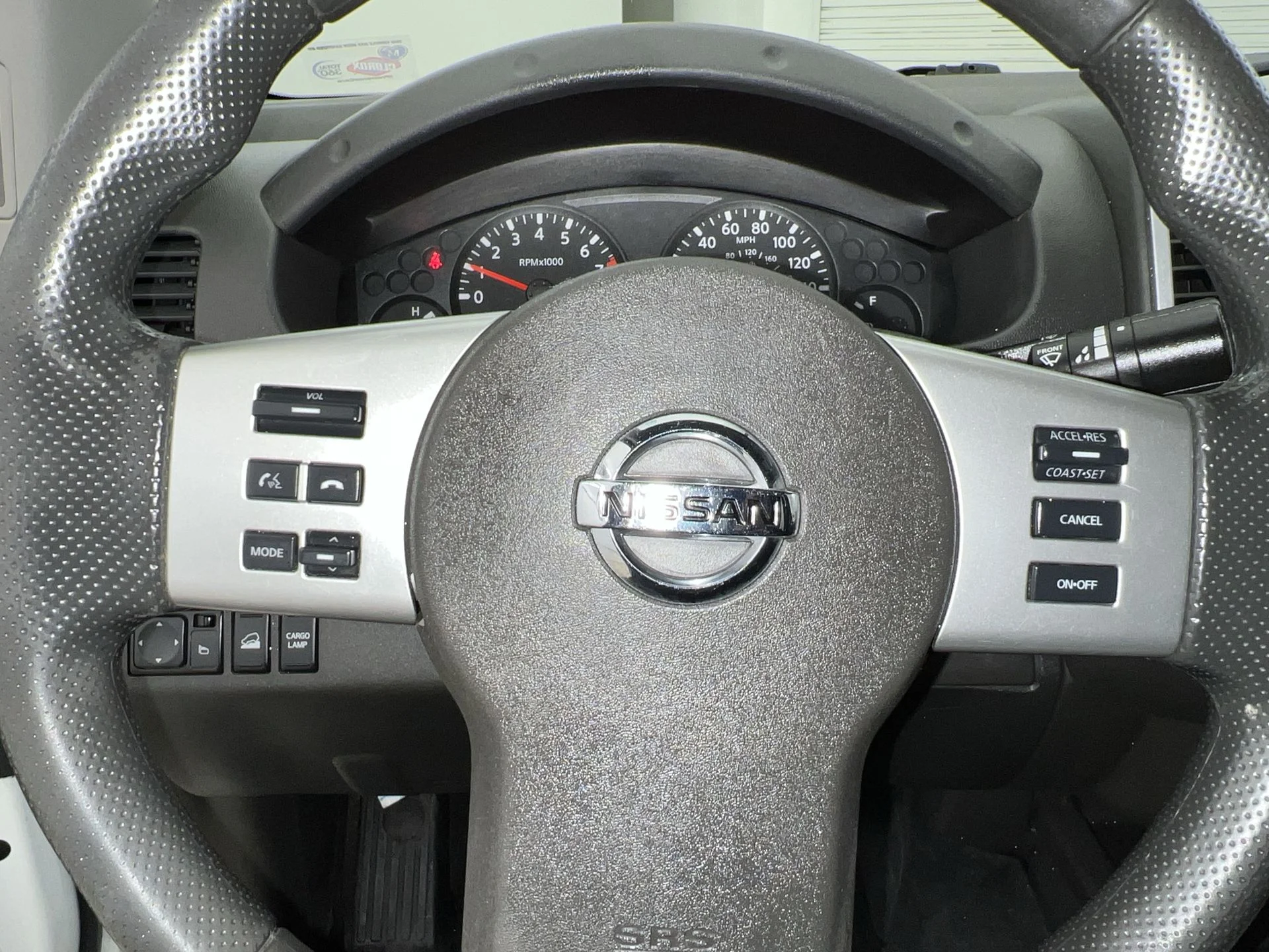 Used 2021 White Nissan SV image 28