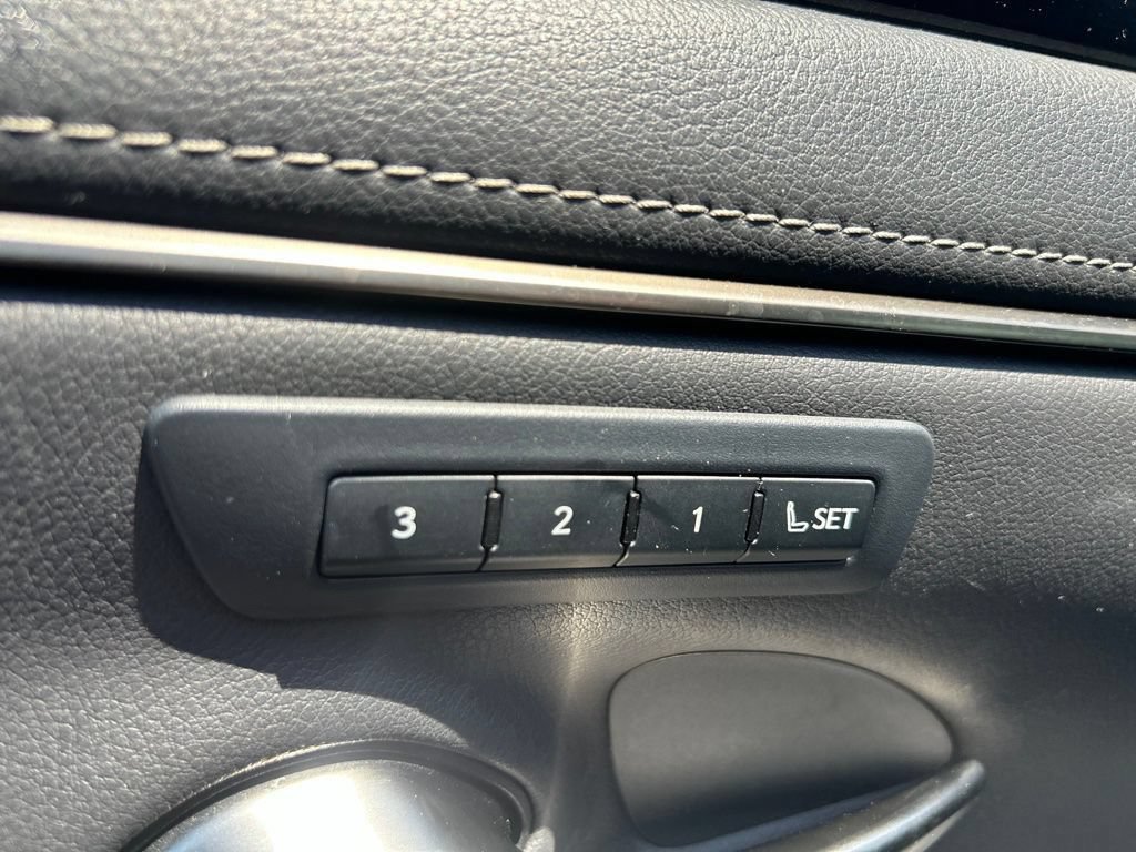 Used 2021 White Pearl Lexus 250 image 18