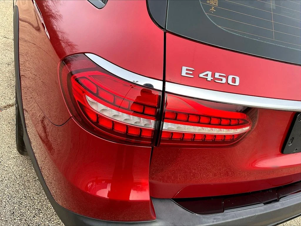 Used 2021 designo Cardinal Red Metallic Mercedes-Benz E 450 image 23