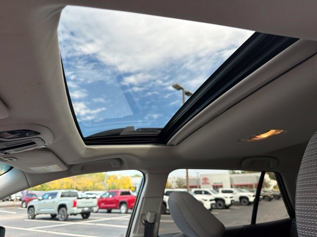 Used 2021 Crystal Black Silica Subaru Premium image 21