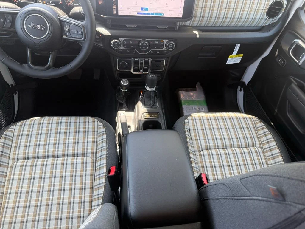 New 2026 White Jeep 85th Anniversary Edition image 36
