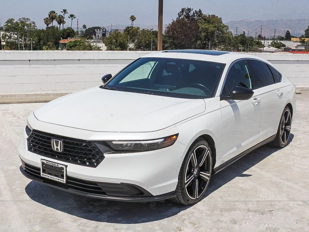 2024 Honda Accord Hybrid Sport - Photo 3