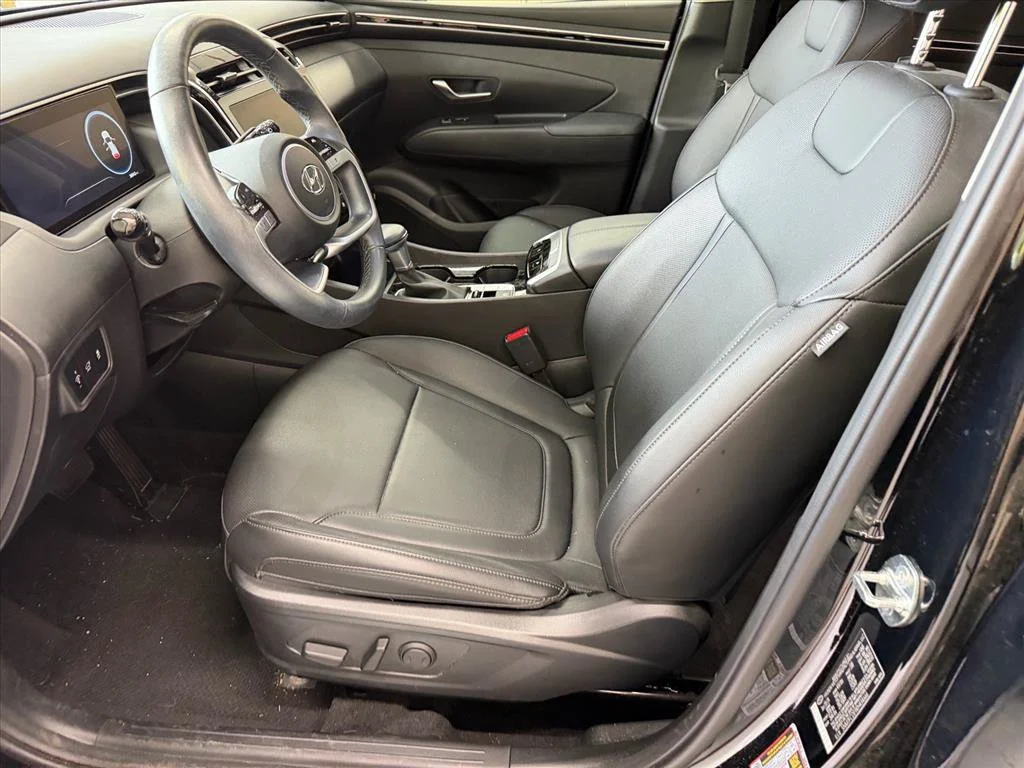 Used 2024 Black Hyundai SEL image 9