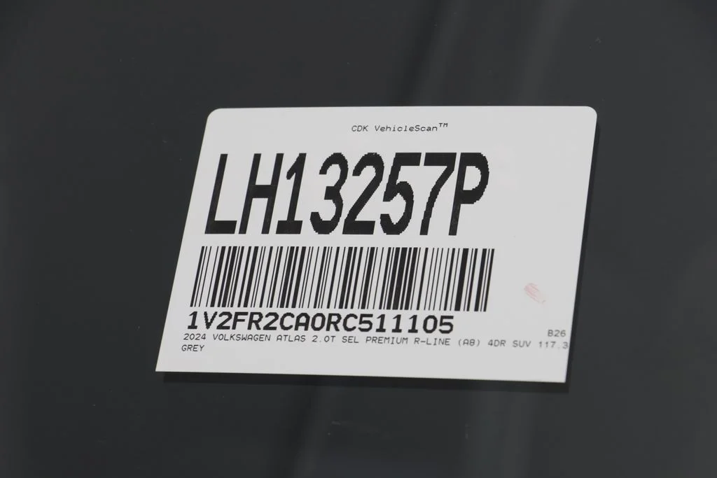 2024 Volkswagen Atlas SEL Premium R-Line - Photo 29
