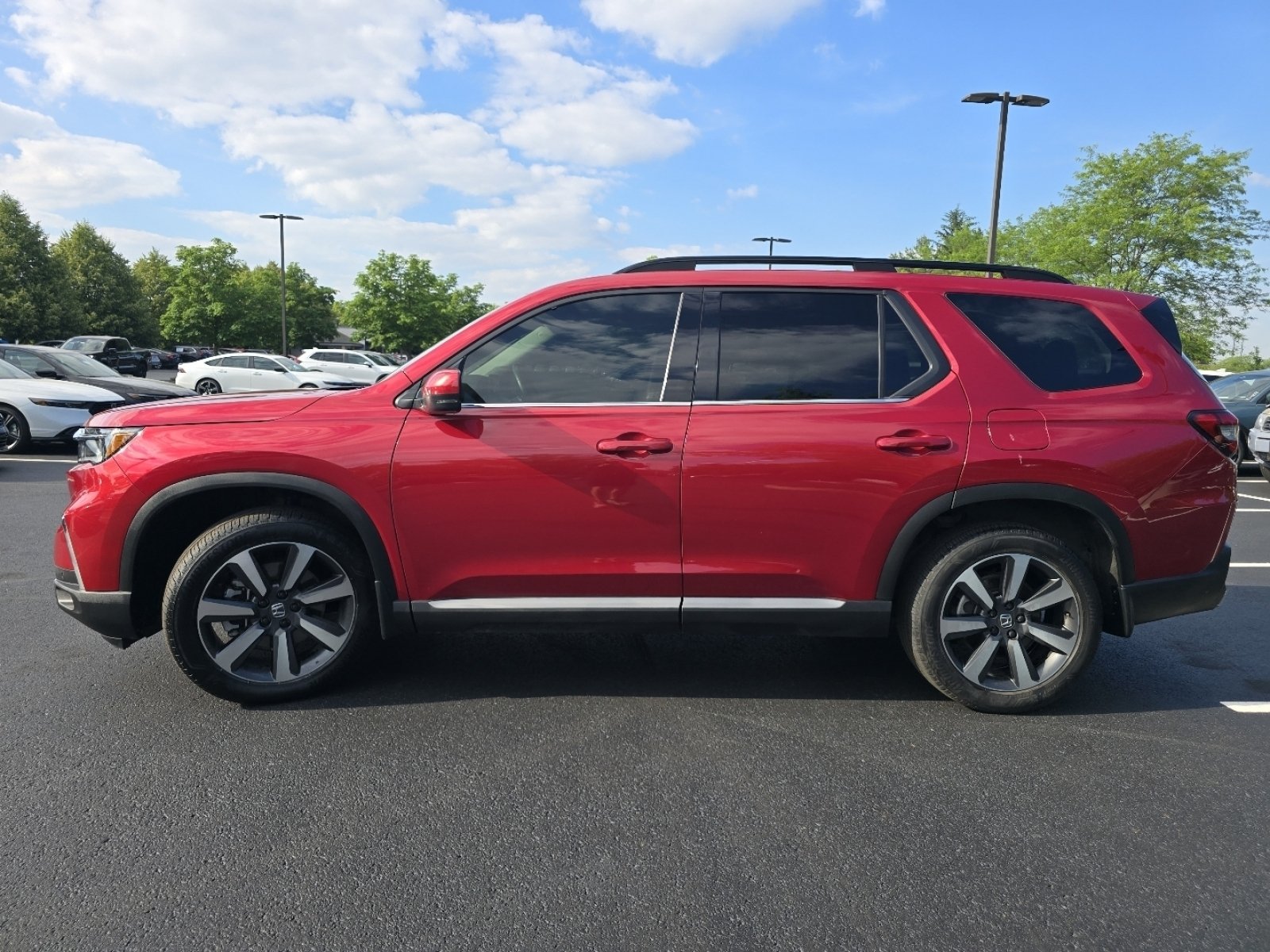 Certified Used 2023 Radiant Red Metallic II Honda Touring image 17