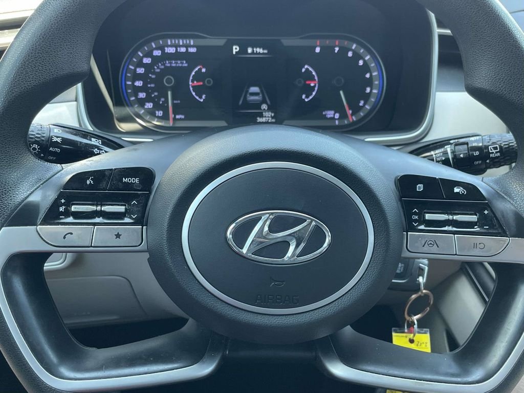 Used 2022 Gray Hyundai SE image 24