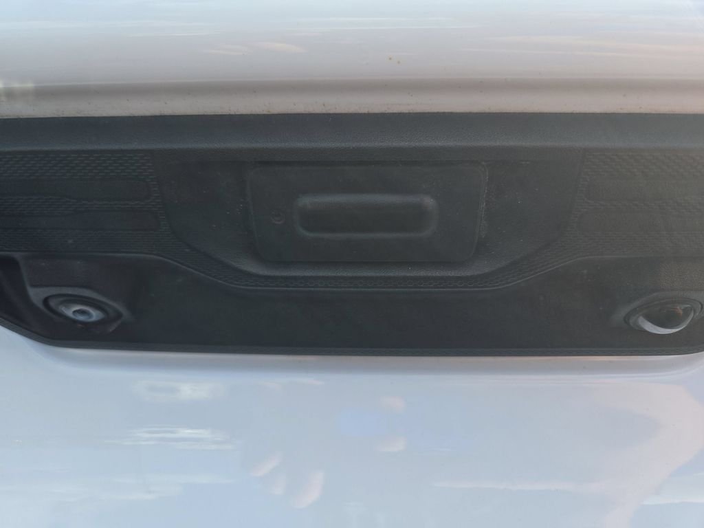 Used 2024 Summit White Chevrolet RST image 24