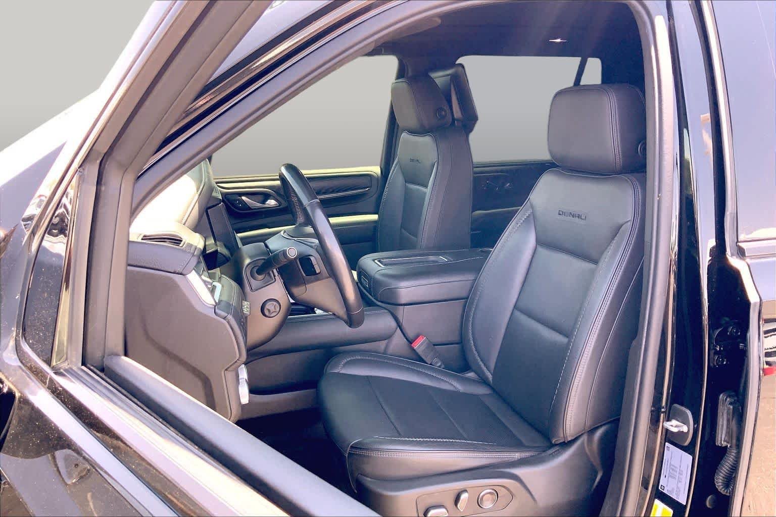 Used 2021 Onyx Black GMC Denali image 8