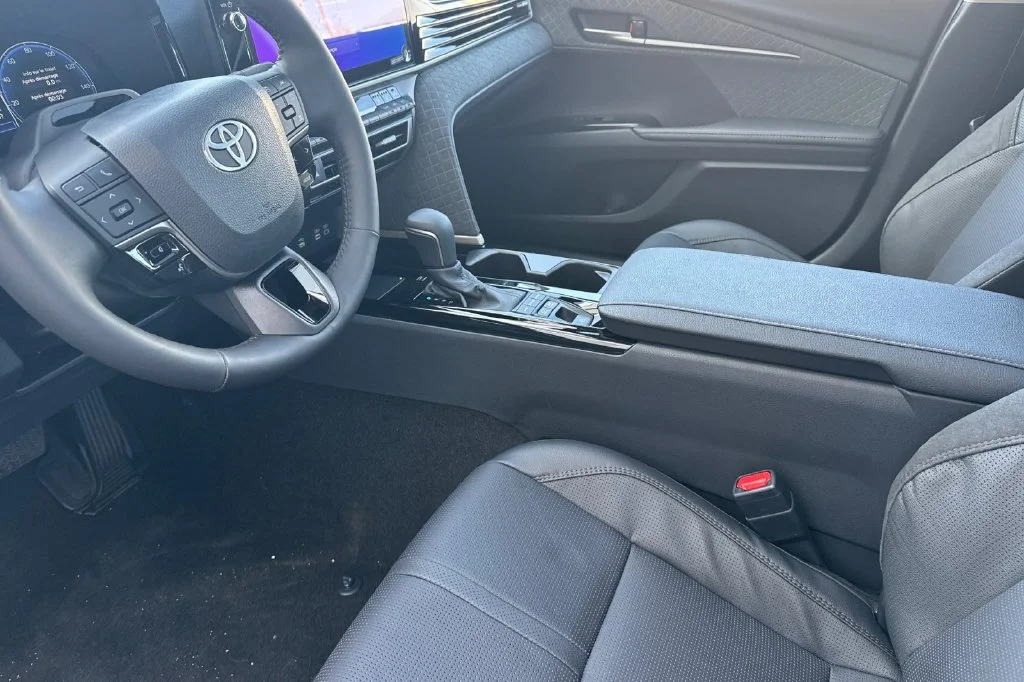 New 2026 Wind Chill Pearl Toyota XLE image 8