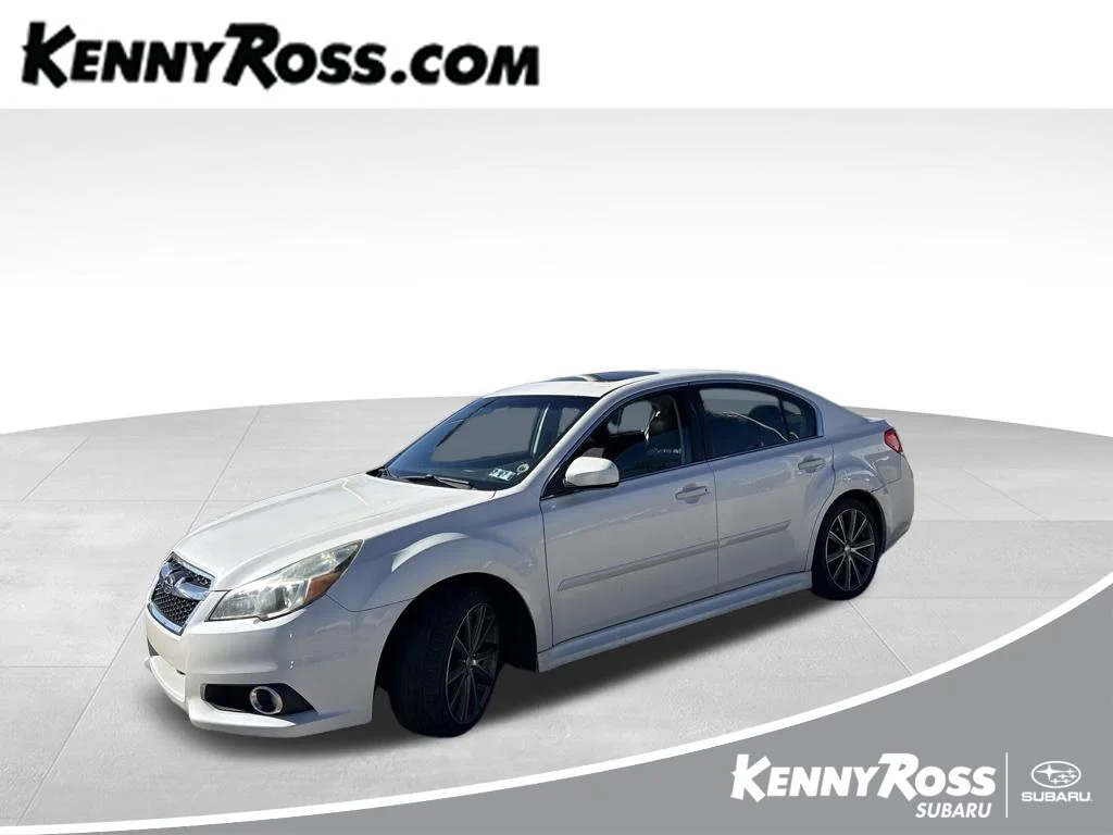 Used 2014 White Subaru 2.5i image 1
