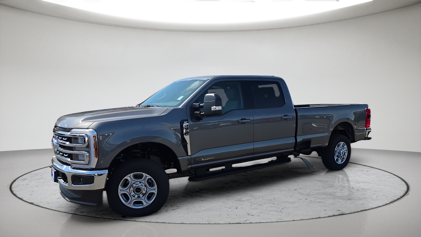 New 2026 Carbonized Gray Metallic Ford F-350® XLT image 12