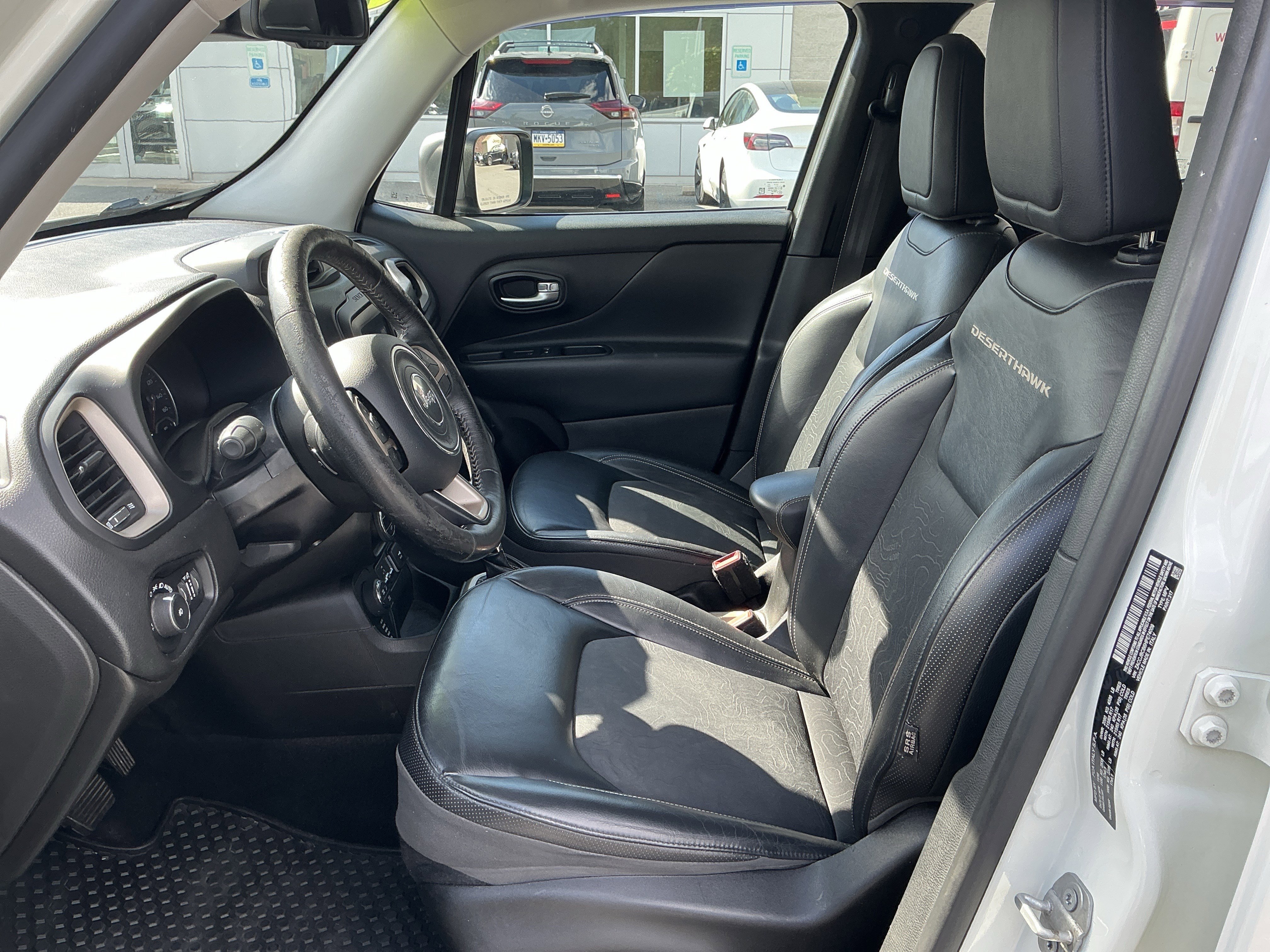 Used 2017 Alpine White Jeep Deserthawk image 10