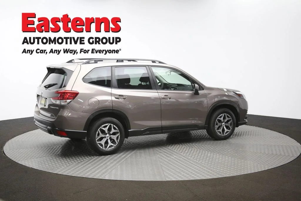 Used 2022 Brown Subaru Premium image 47
