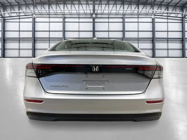 New 2026 Solar Silver Metallic Honda LX image 4