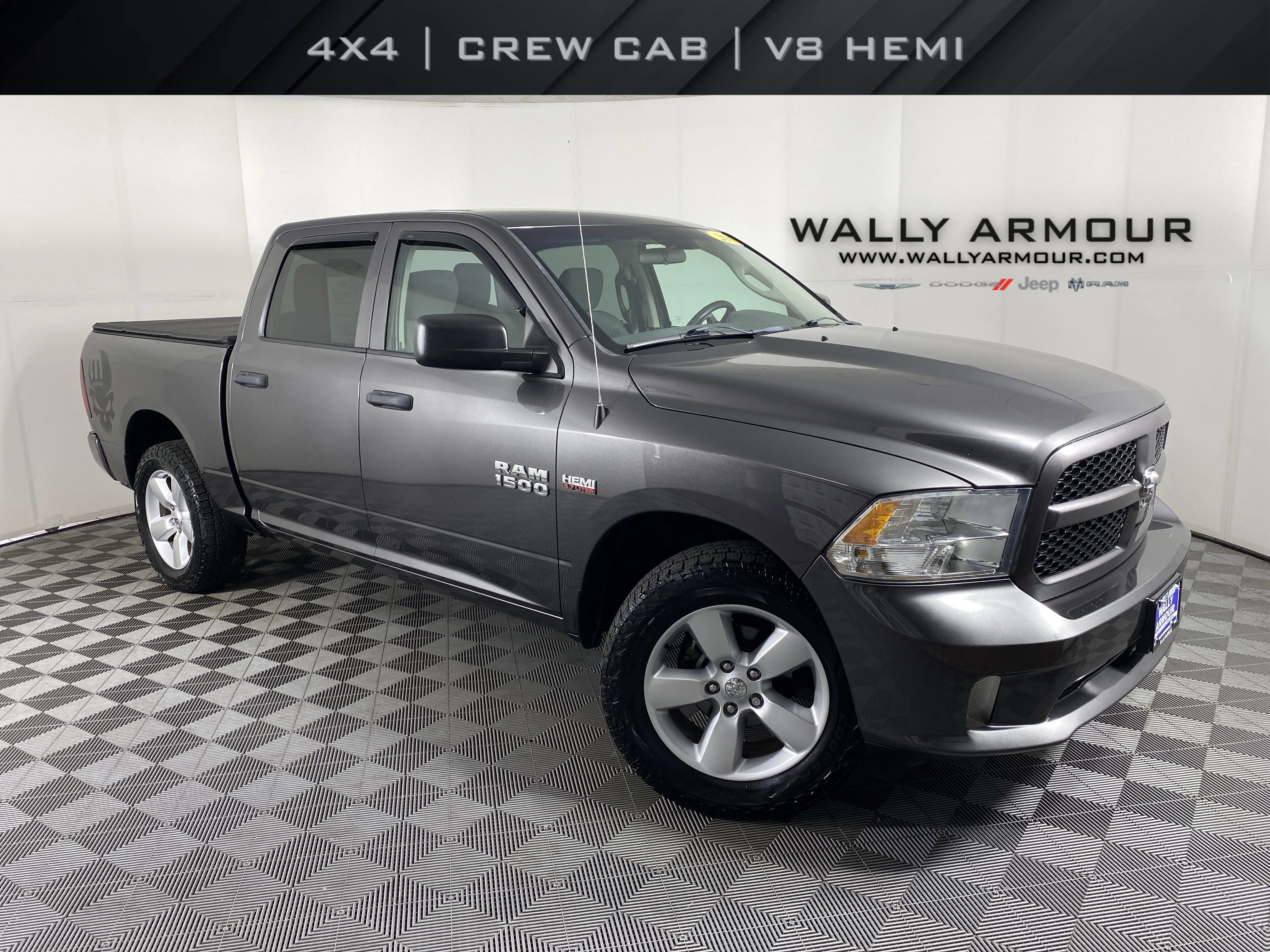 Used 2015 Granite Crystal Metallic Clearcoat Ram Express image 1