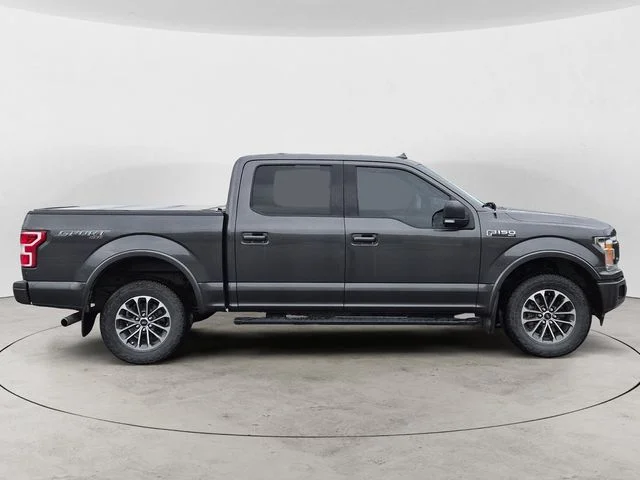 Used 2018 Magnetic Ford XLT image 4