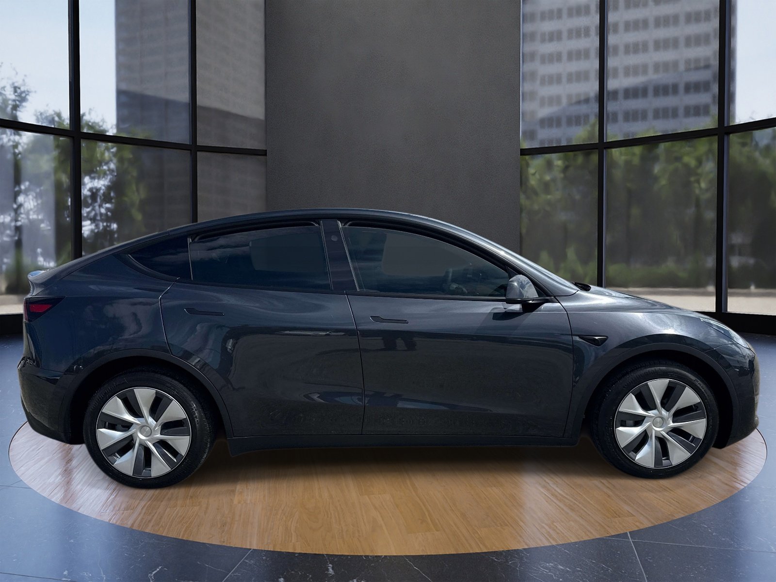 Used 2024 Tesla Model Y Long Range with VIN 7SAYGDEE4RF081337 for sale in Long Beach, CA