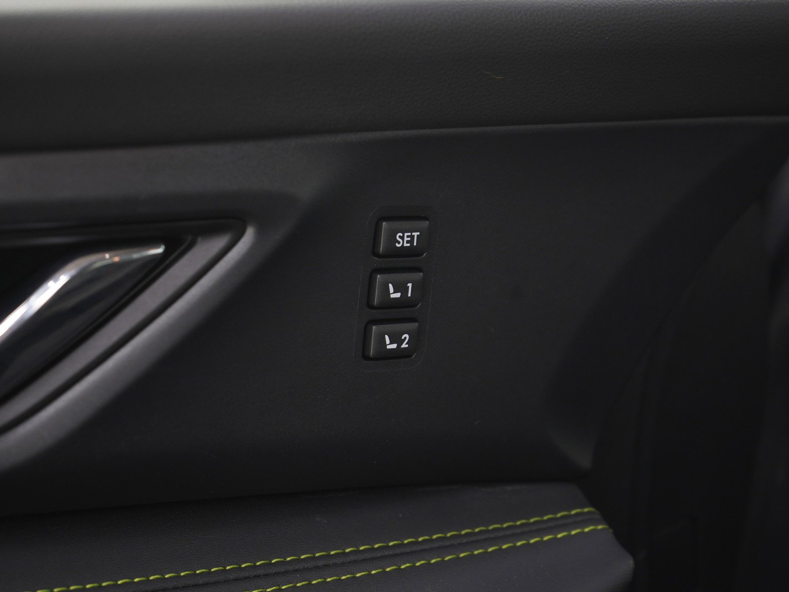 Used 2023 Magnetite Gray Metallic Subaru Onyx Edition image 25