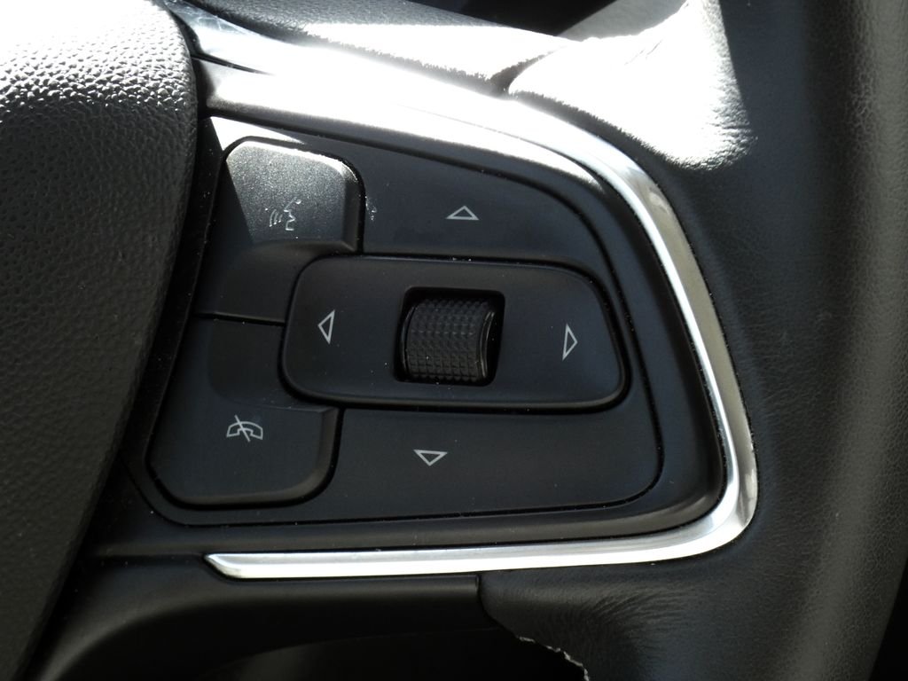 Used 2023 Black Buick Preferred image 13